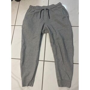 Nike Tech Fleece Jogger Pants Men XL Grey Athletic Fit Drawstring Casual cuffed